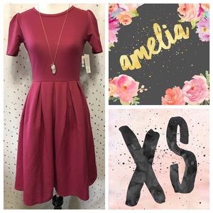 LuLaRoe Nicole dress - NWT